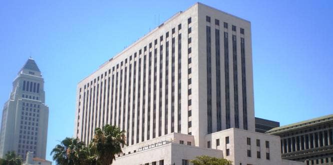 Difference Between Federal and State Court - Criminal Defense